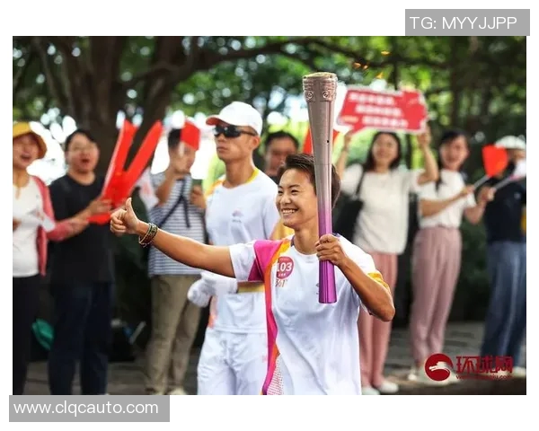 亚运会火炬接力开启，中国运动员担任首棒火炬手