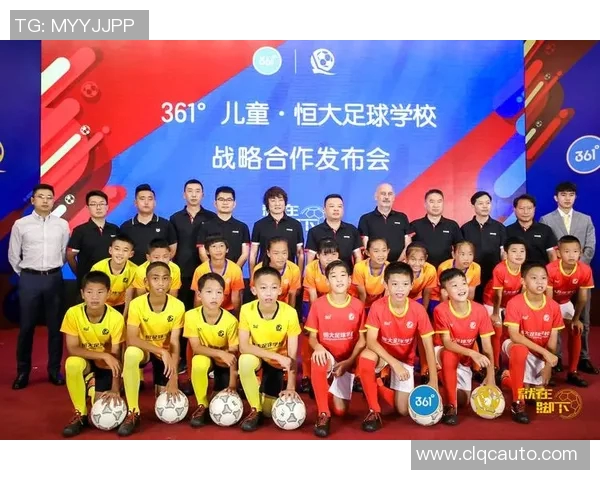 足球学校招生热潮掀起报名人数创新高新纪录学员踊跃加入展现未来足球新星